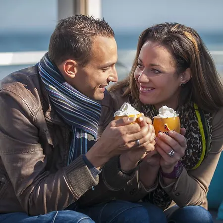 ホテル Roompot Cape Helius 3*